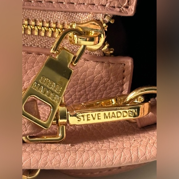 EUC/NWOT Steve Madden Small Handbag - Picture 4 of 14